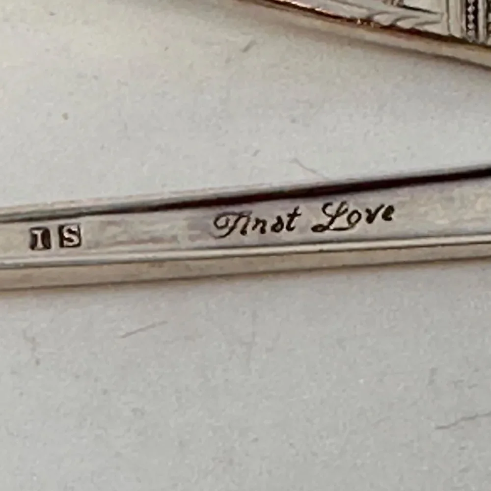 1847 Rogers Bros First Love Silverplate Gravy Ladle & Sugar Spoon Serving Set
